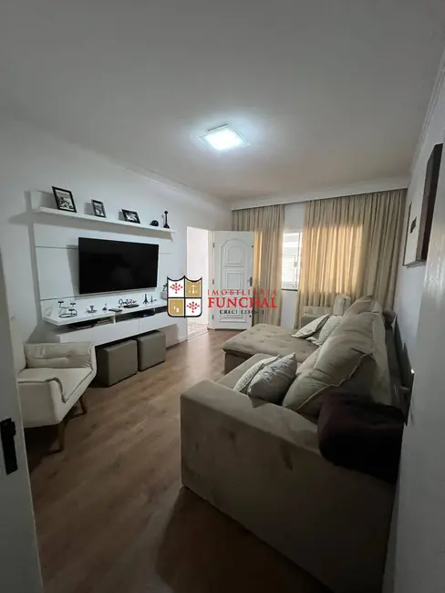 Foto 3 de Sobrado com 4 quartos à venda, 219m2 em Canhema, Diadema - SP