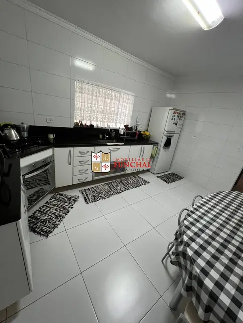 Foto 8 de Sobrado com 4 quartos à venda, 219m2 em Canhema, Diadema - SP