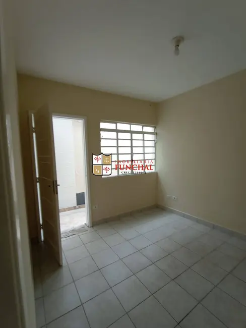 Foto 4 de Casa com 1 quarto para alugar, 50m2 em Centro, Diadema - SP