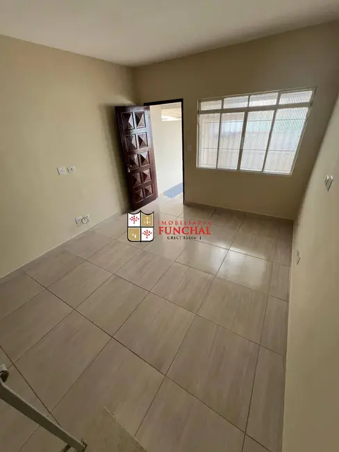 Foto 2 de Casa com 2 quartos para alugar, 70m2 em Centro, Diadema - SP
