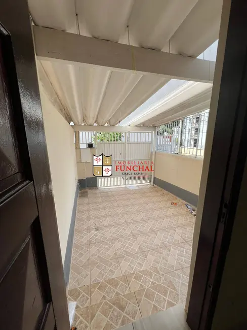 Foto 1 de Casa com 2 quartos para alugar, 70m2 em Centro, Diadema - SP