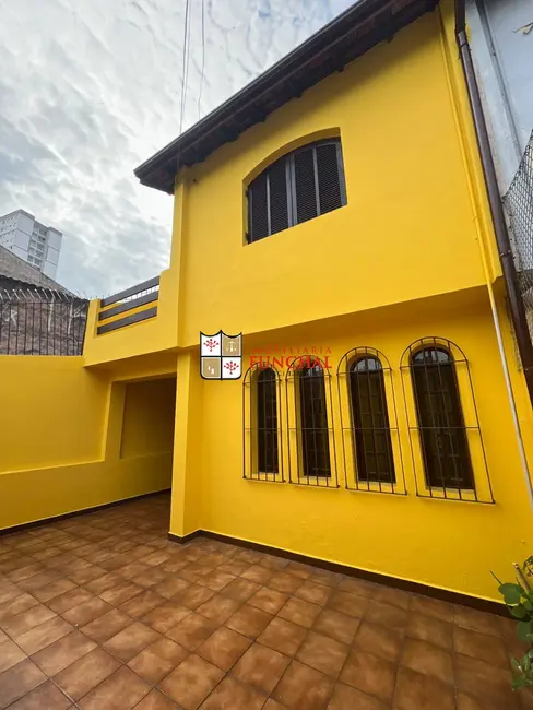 Casa com 2 quartos para alugar, 90m2 em Centro, Diadema - SP - imagem 1 Foto 1 de Casa com 2 quartos para alugar, 90m2 em Centro, Diadema - SP