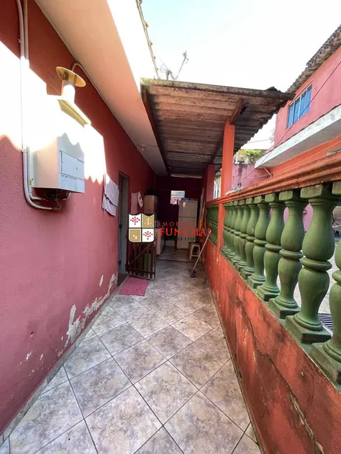 Casa com 3 quartos à venda, 231m2 em Conceição, Diadema - SP - imagem 3 Foto 3 de Casa com 3 quartos à venda, 231m2 em Conceição, Diadema - SP