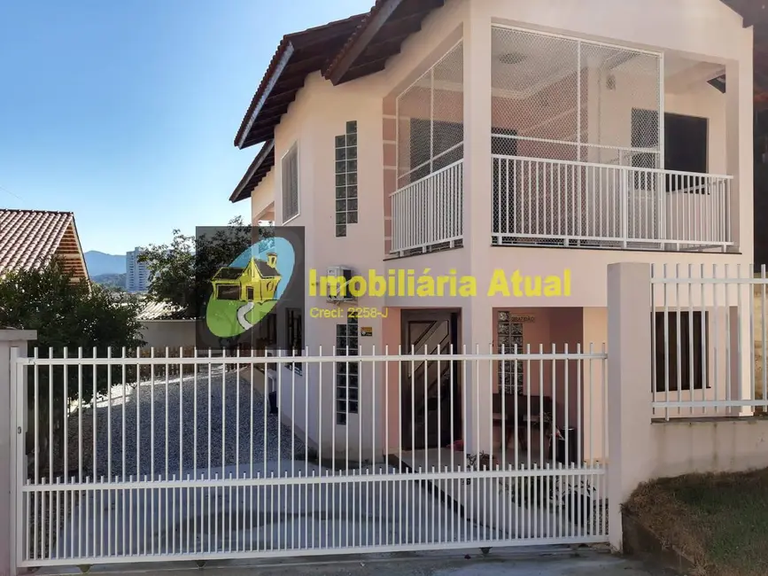 Foto 3 de Casa com 4 quartos à venda, 397m2 em Nova Brasília, Brusque - SC