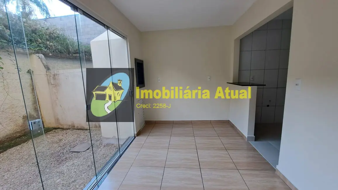 Foto 8 de Casa com 2 quartos para alugar em Dom Joaquim, Brusque - SC