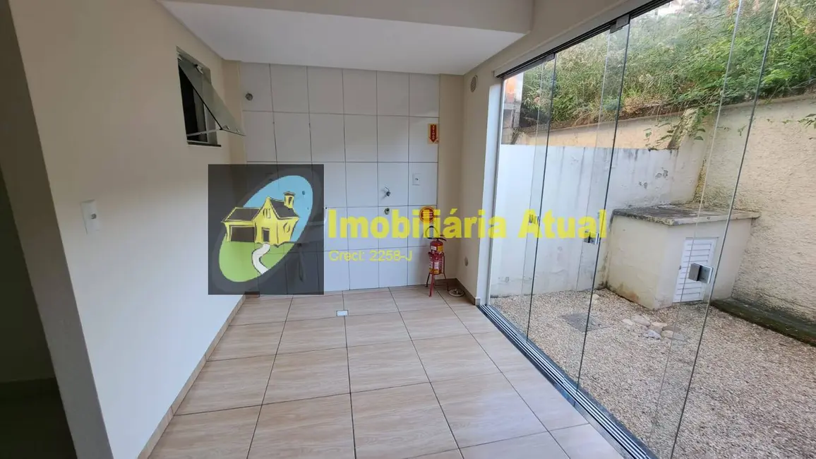 Foto 9 de Casa com 2 quartos para alugar em Dom Joaquim, Brusque - SC