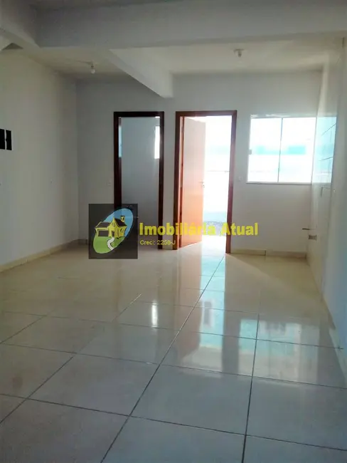 Foto 2 de Casa com 2 quartos para alugar em Bateas, Brusque - SC
