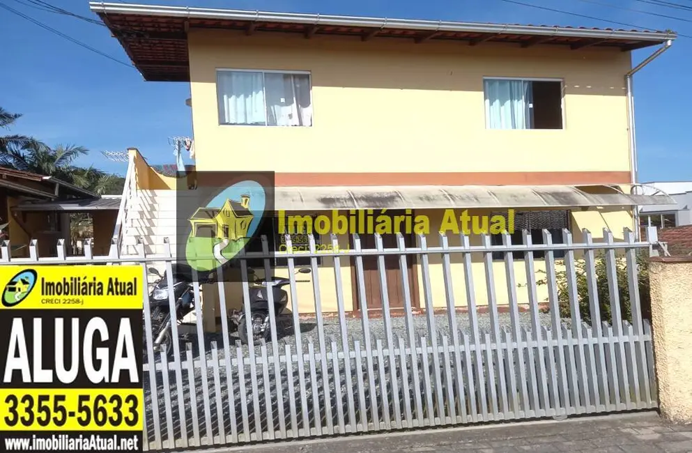 Foto 1 de Casa com 2 quartos para alugar em Águas Claras, Brusque - SC