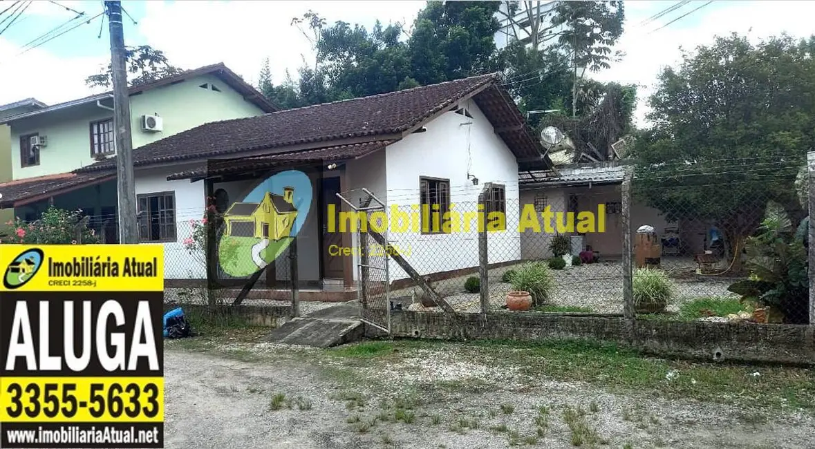 Foto 1 de Casa com 2 quartos para alugar em São Luiz, Brusque - SC