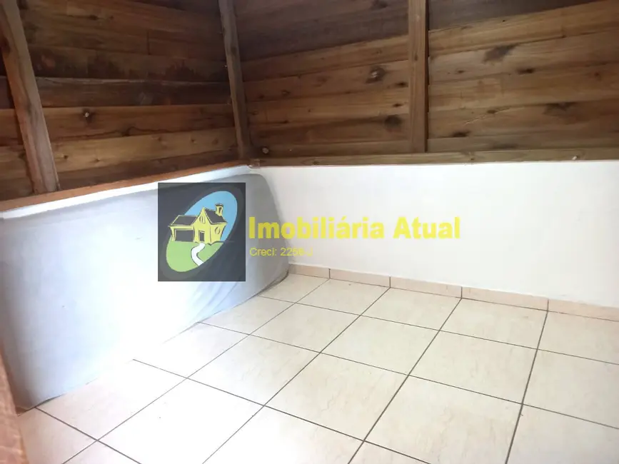 Foto 7 de Casa com 2 quartos para alugar em Jardim Maluche, Brusque - SC