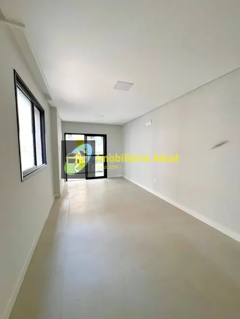 Foto 6 de Apartamento com 2 quartos para alugar em Centro, Balneario Camboriu - SC