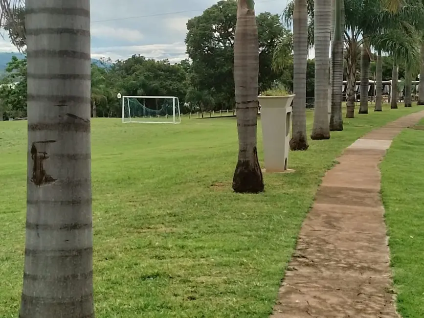 Foto 9 de Terreno / Lote à venda, 538m2 em Rifaina - SP