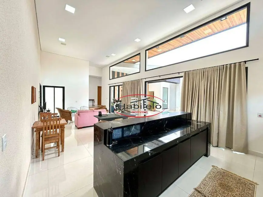 Foto 9 de Casa de Condomínio com 3 quartos à venda, 400m2 em Rifaina - SP