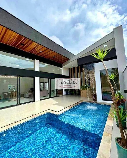 Foto 1 de Casa de Condomínio com 3 quartos à venda, 400m2 em Rifaina - SP