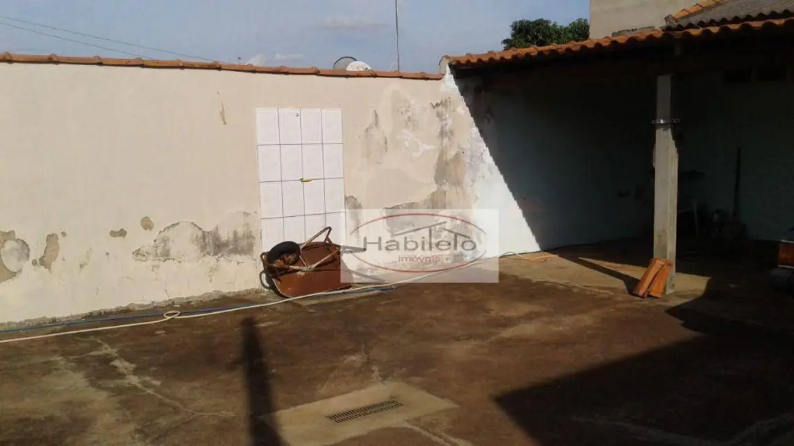 Foto 4 de Casa com 2 quartos à venda, 200m2 em Brodowski - SP
