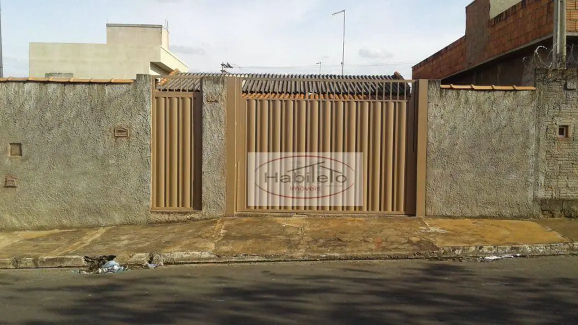 Foto 1 de Casa com 2 quartos à venda, 200m2 em Brodowski - SP