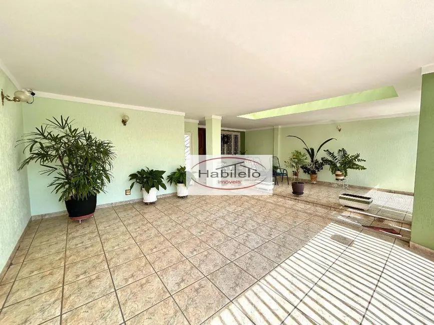 Casa com 3 quartos à venda, 187m2 em Campos Elíseos, Ribeirao Preto - SP - imagem 4 Foto 4 de Casa com 3 quartos à venda, 187m2 em Campos Elíseos, Ribeirao Preto - SP
