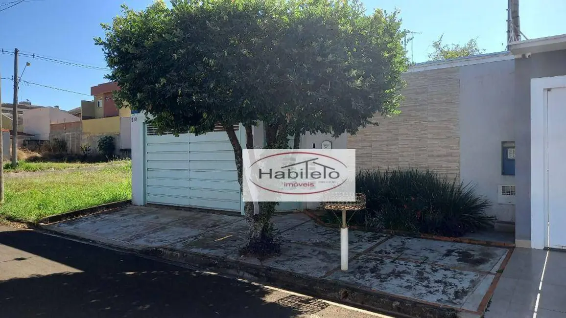 Foto 2 de Casa com 3 quartos à venda, 250m2 em Brodowski - SP