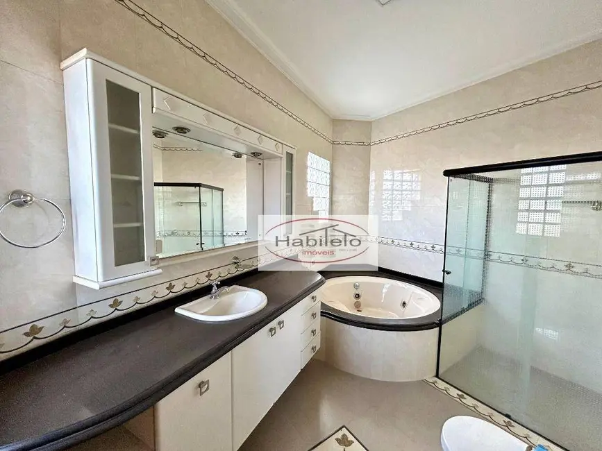 Casa com 3 quartos à venda, 266m2 em Vila Maria Luiza, Ribeirao Preto - SP - imagem 9 Foto 9 de Casa com 3 quartos à venda, 266m2 em Vila Maria Luiza, Ribeirao Preto - SP