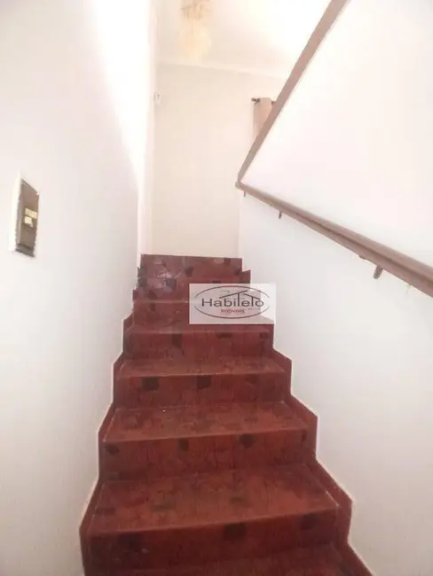 Sobrado com 3 quartos para alugar, 167m2 em Jardim Paulistano, Ribeirao Preto - SP - imagem 5 Foto 5 de Sobrado com 3 quartos para alugar, 167m2 em Jardim Paulistano, Ribeirao Preto - SP