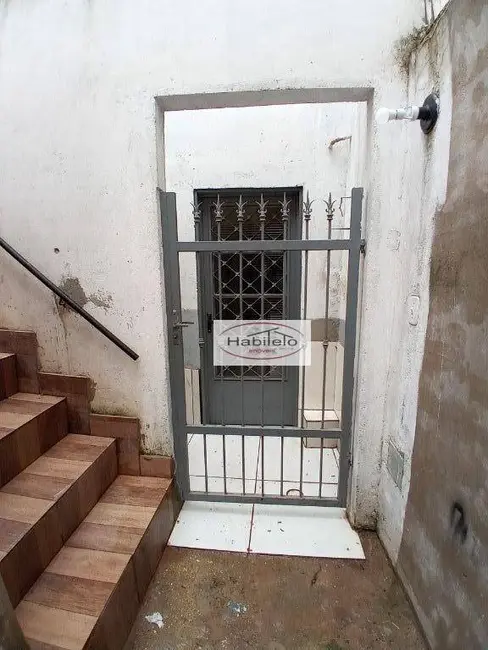 Casa com 2 quartos para alugar, 50m2 em Parque Ribeirão Preto, Ribeirao Preto - SP - imagem 2 Foto 2 de Casa com 2 quartos para alugar, 50m2 em Parque Ribeirão Preto, Ribeirao Preto - SP