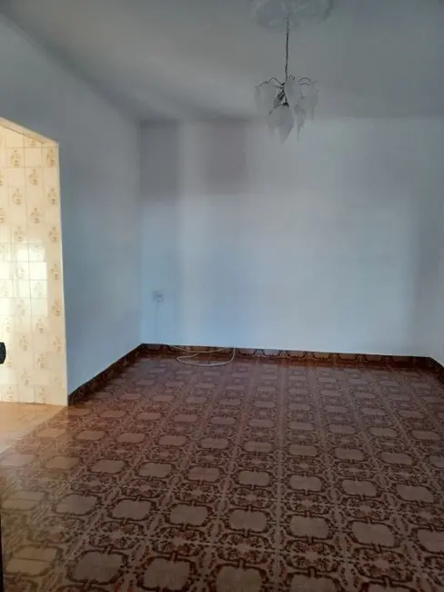 Casa com 2 quartos para alugar, 100m2 em Quintino Facci I, Ribeirao Preto - SP - imagem 4 Foto 4 de Casa com 2 quartos para alugar, 100m2 em Quintino Facci I, Ribeirao Preto - SP