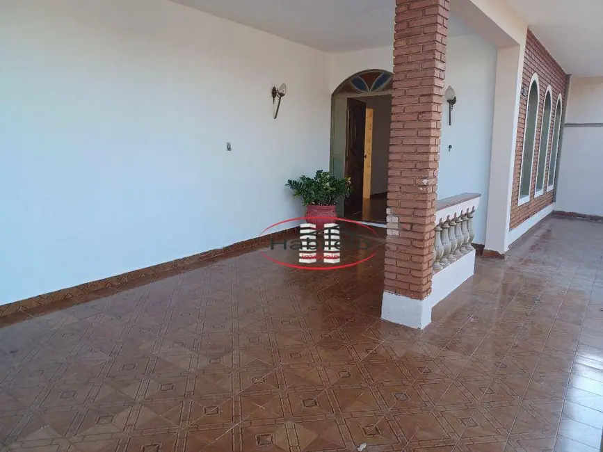 Casa com 2 quartos para alugar, 100m2 em Quintino Facci I, Ribeirao Preto - SP - imagem 2 Foto 2 de Casa com 2 quartos para alugar, 100m2 em Quintino Facci I, Ribeirao Preto - SP