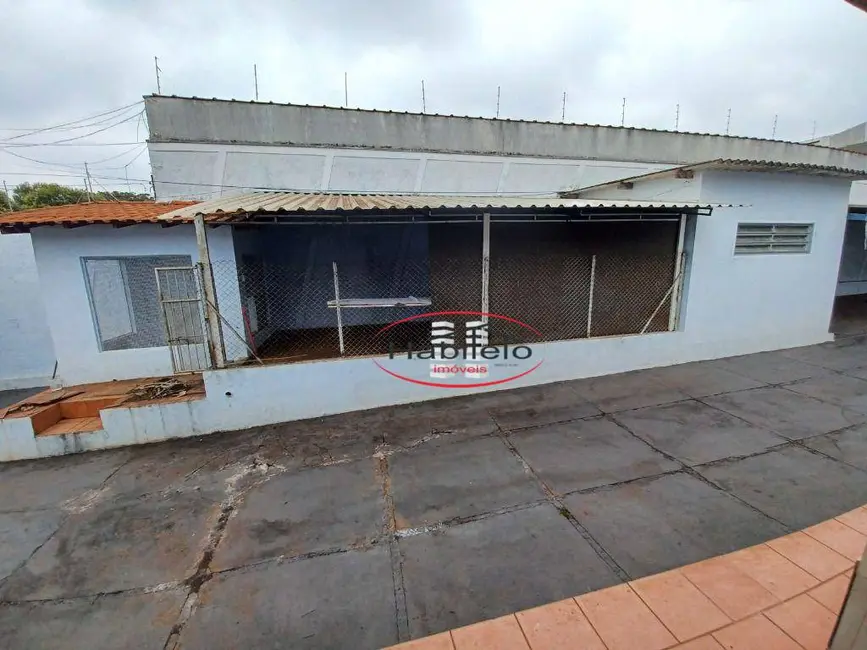 Casa com 4 quartos para alugar, 460m2 em Ipiranga, Ribeirao Preto - SP - imagem 3 Foto 3 de Casa com 4 quartos para alugar, 460m2 em Ipiranga, Ribeirao Preto - SP