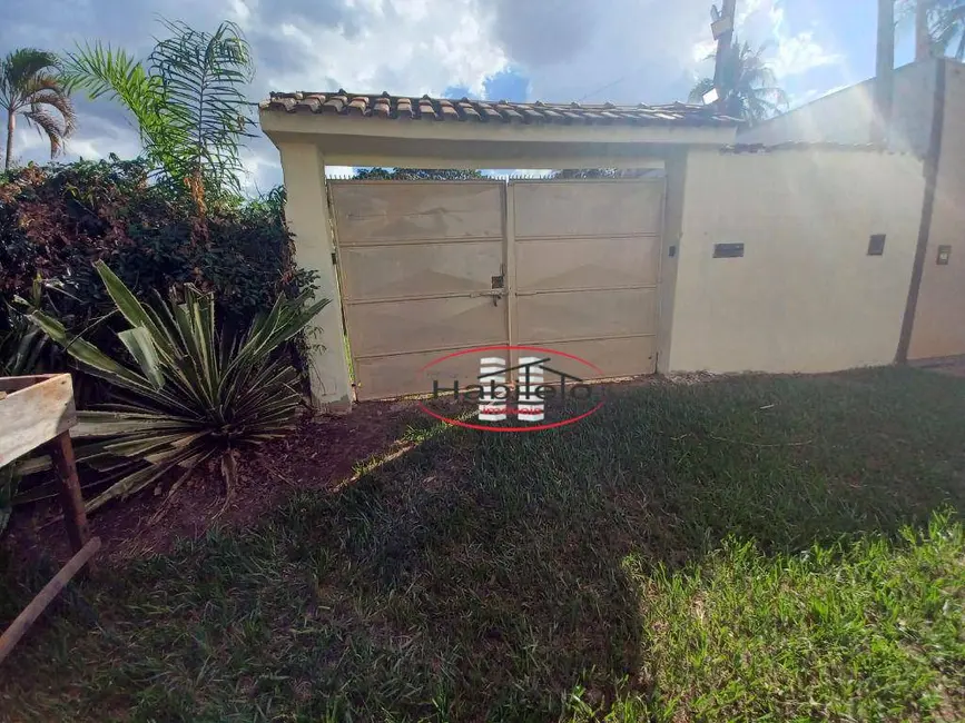 Chácara com 2 quartos para alugar, 1092m2 em Condomínio Portal dos Ipês, Ribeirao Preto - SP - imagem 1 Foto 1 de Chácara com 2 quartos para alugar, 1092m2 em Condomínio Portal dos Ipês, Ribeirao Preto - SP