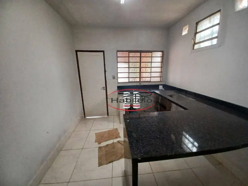 Chácara com 2 quartos para alugar, 1092m2 em Condomínio Portal dos Ipês, Ribeirao Preto - SP - imagem 9 Foto 9 de Chácara com 2 quartos para alugar, 1092m2 em Condomínio Portal dos Ipês, Ribeirao Preto - SP