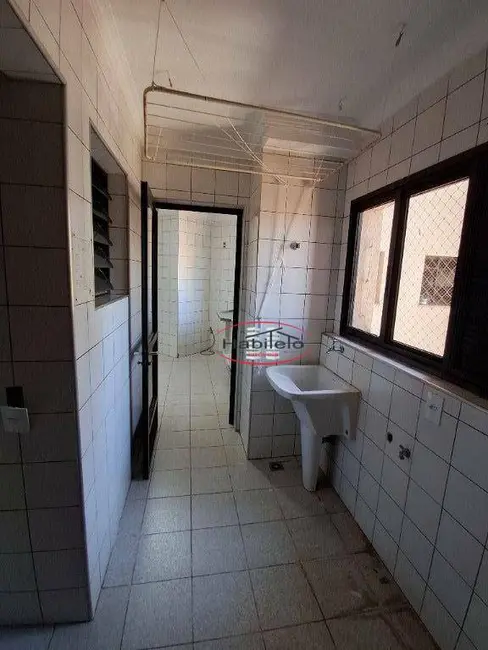 Apartamento com 3 quartos para alugar, 173m2 em Centro, Ribeirao Preto - SP - imagem 8 Foto 8 de Apartamento com 3 quartos para alugar, 173m2 em Centro, Ribeirao Preto - SP