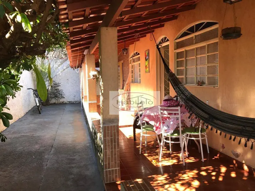 Foto 5 de Casa com 3 quartos à venda, 270m2 em Brodowski - SP