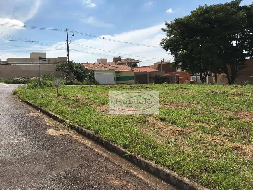 Foto 1 de Terreno / Lote à venda, 335m2 em Brodowski, SP