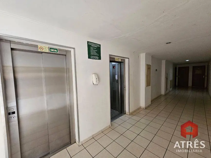 Apartamento com 2 quartos para alugar, 55m2 em Jardim Presidente, Goiania - GO - imagem 3 Foto 3 de Apartamento com 2 quartos para alugar, 55m2 em Jardim Presidente, Goiania - GO
