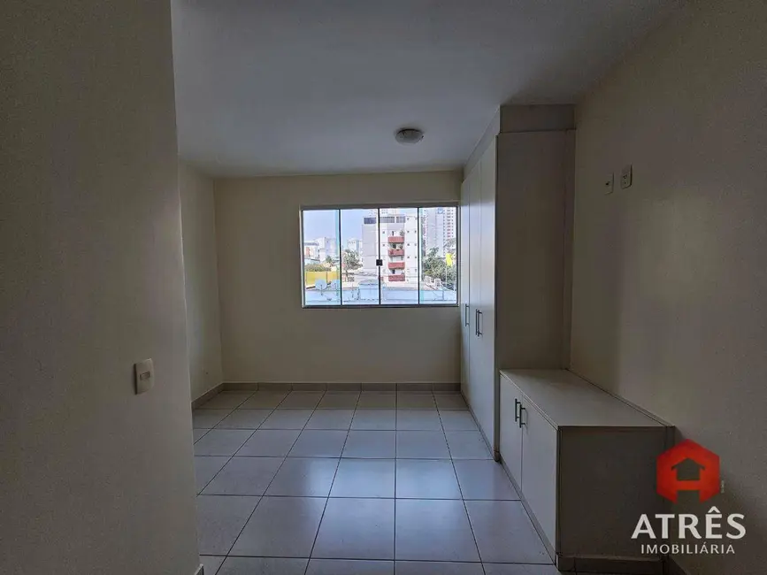 Kitnet com 1 quarto para alugar, 25m2 em Setor Bueno, Goiania - GO - imagem 3 Foto 3 de Kitnet com 1 quarto para alugar, 25m2 em Setor Bueno, Goiania - GO