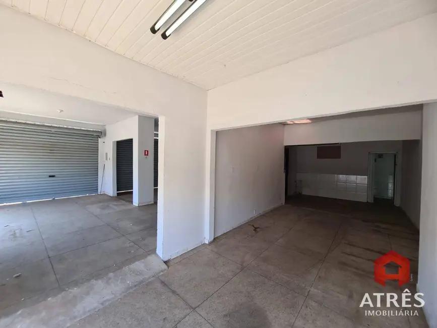 Loja para alugar, 130m2 em Setor Campinas, Goiania - GO - imagem 7 Foto 7 de Loja para alugar, 130m2 em Setor Campinas, Goiania - GO