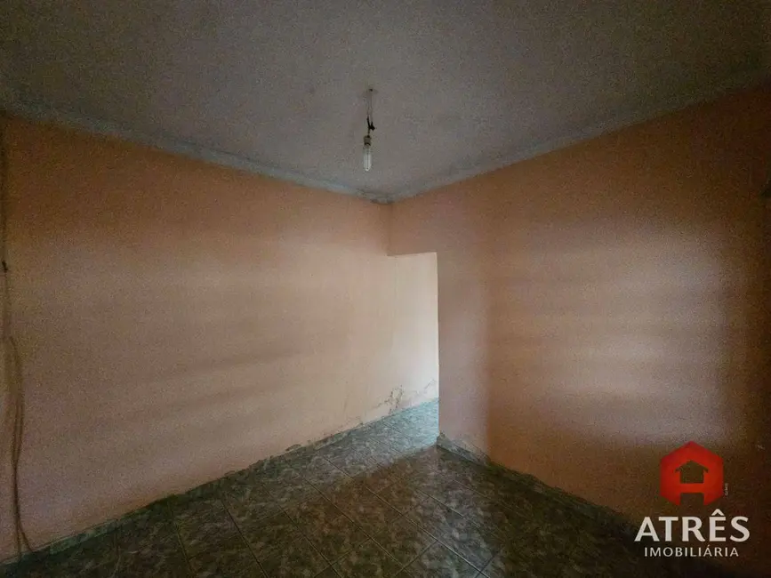 Casa com 2 quartos à venda e para alugar, 80m2 em Parque Amazônia, Goiania - GO - imagem 6 Foto 6 de Casa com 2 quartos à venda e para alugar, 80m2 em Parque Amazônia, Goiania - GO