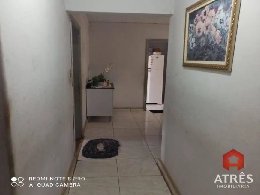 Casa com 3 quartos à venda, 450m2 em Setor Coimbra, Goiania - GO - imagem 4 Foto 4 de Casa com 3 quartos à venda, 450m2 em Setor Coimbra, Goiania - GO