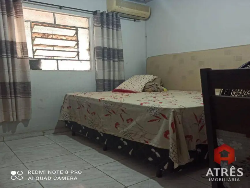 Casa com 3 quartos à venda, 450m2 em Setor Coimbra, Goiania - GO - imagem 7 Foto 7 de Casa com 3 quartos à venda, 450m2 em Setor Coimbra, Goiania - GO