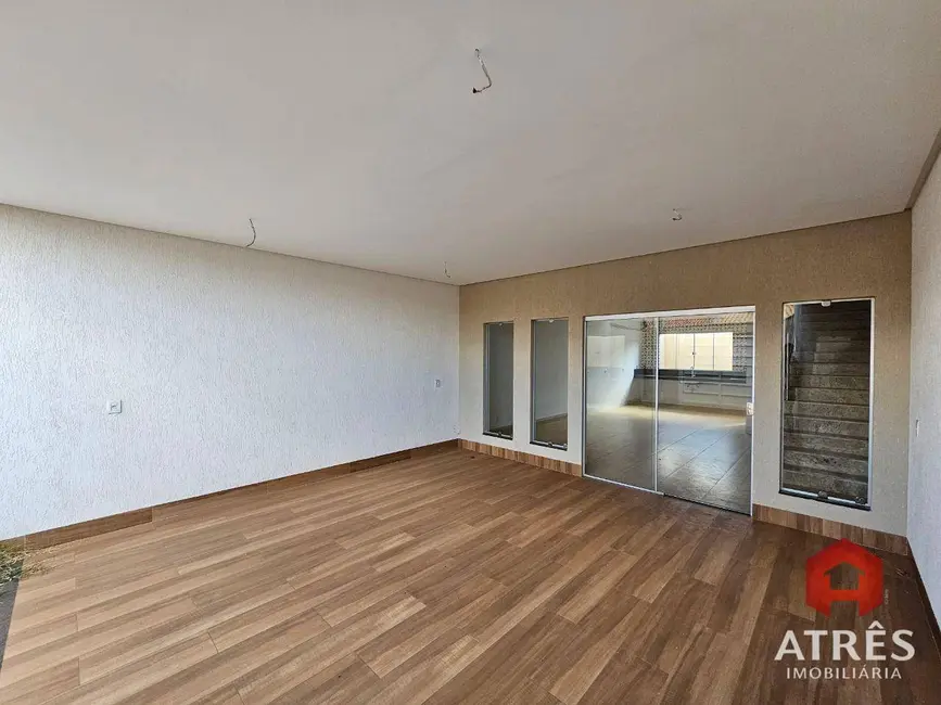 Foto 6 de Sobrado com 3 quartos à venda, 231m2 em Goiania - GO