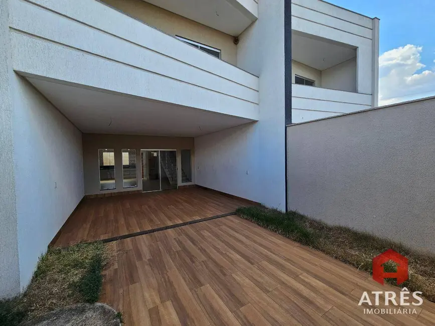 Foto 5 de Sobrado com 3 quartos à venda, 231m2 em Goiania - GO