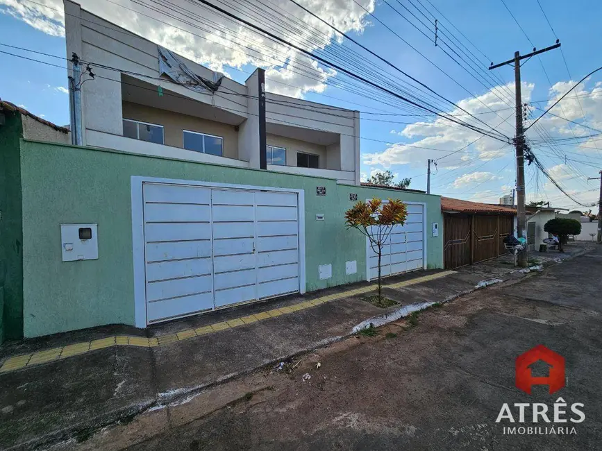Foto 2 de Sobrado com 3 quartos à venda, 231m2 em Goiania - GO