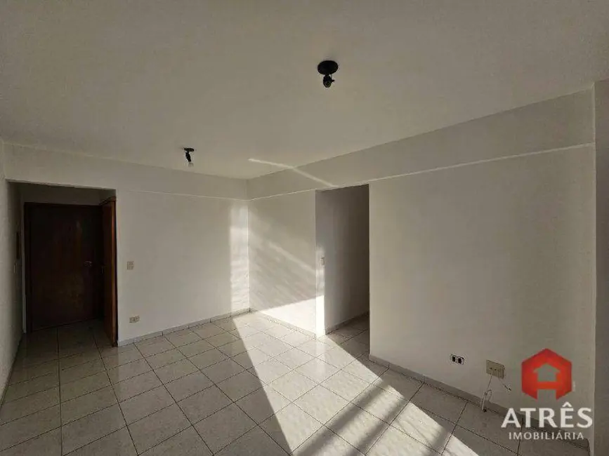 Foto 2 de Apartamento com 3 quartos para alugar, 75m2 em Vila Bela, Goiania - GO