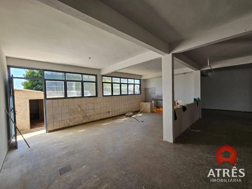 Armazém / Galpão para alugar, 398m2 em Vila Santa Rita, Goiania - GO - imagem 6 Foto 6 de Armazém / Galpão para alugar, 398m2 em Vila Santa Rita, Goiania - GO