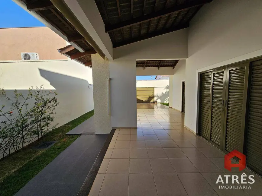Sobrado com 3 quartos para alugar, 195m2 em Parque Anhanguera, Goiania - GO - imagem 8 Foto 8 de Sobrado com 3 quartos para alugar, 195m2 em Parque Anhanguera, Goiania - GO