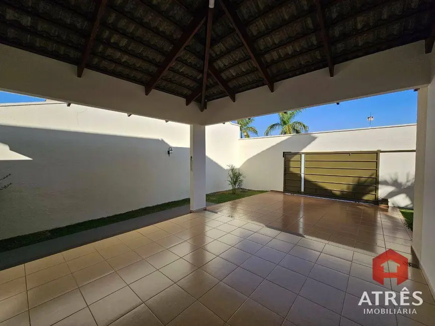 Sobrado com 3 quartos para alugar, 195m2 em Parque Anhanguera, Goiania - GO - imagem 6 Foto 6 de Sobrado com 3 quartos para alugar, 195m2 em Parque Anhanguera, Goiania - GO
