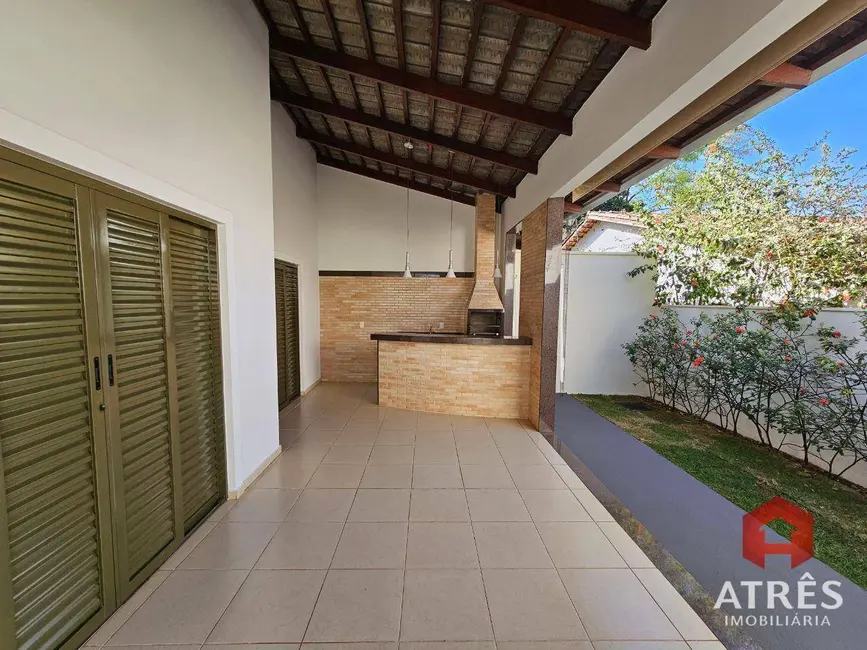 Sobrado com 3 quartos para alugar, 195m2 em Parque Anhanguera, Goiania - GO - imagem 9 Foto 9 de Sobrado com 3 quartos para alugar, 195m2 em Parque Anhanguera, Goiania - GO