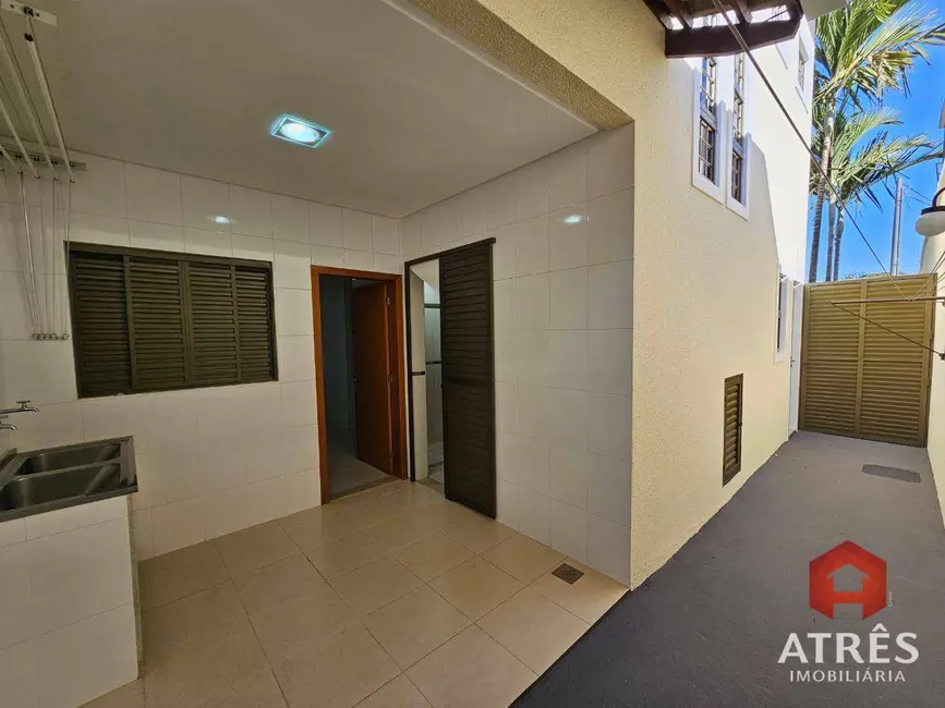 Foto 27 de Sobrado com 3 quartos para alugar, 195m2 em Parque Anhanguera, Goiania - GO