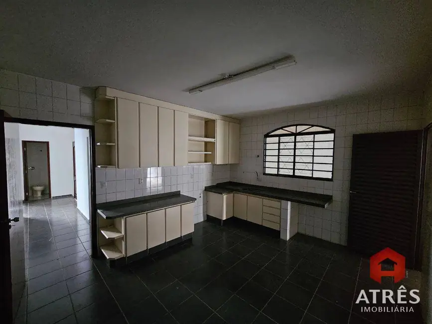 Foto 12 de Casa para alugar, 405m2 em Jardim América, Goiania - GO