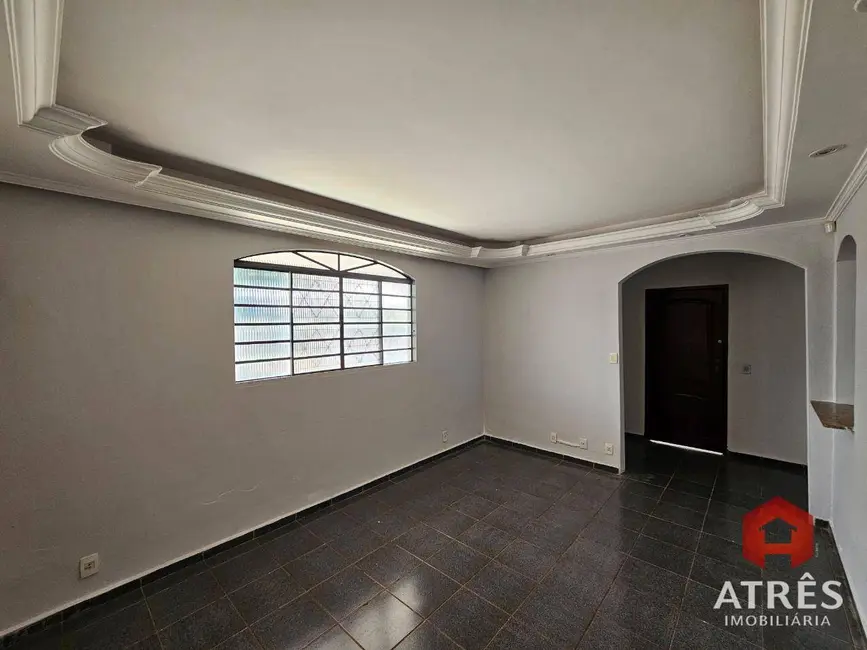 Foto 9 de Casa para alugar, 405m2 em Jardim América, Goiania - GO